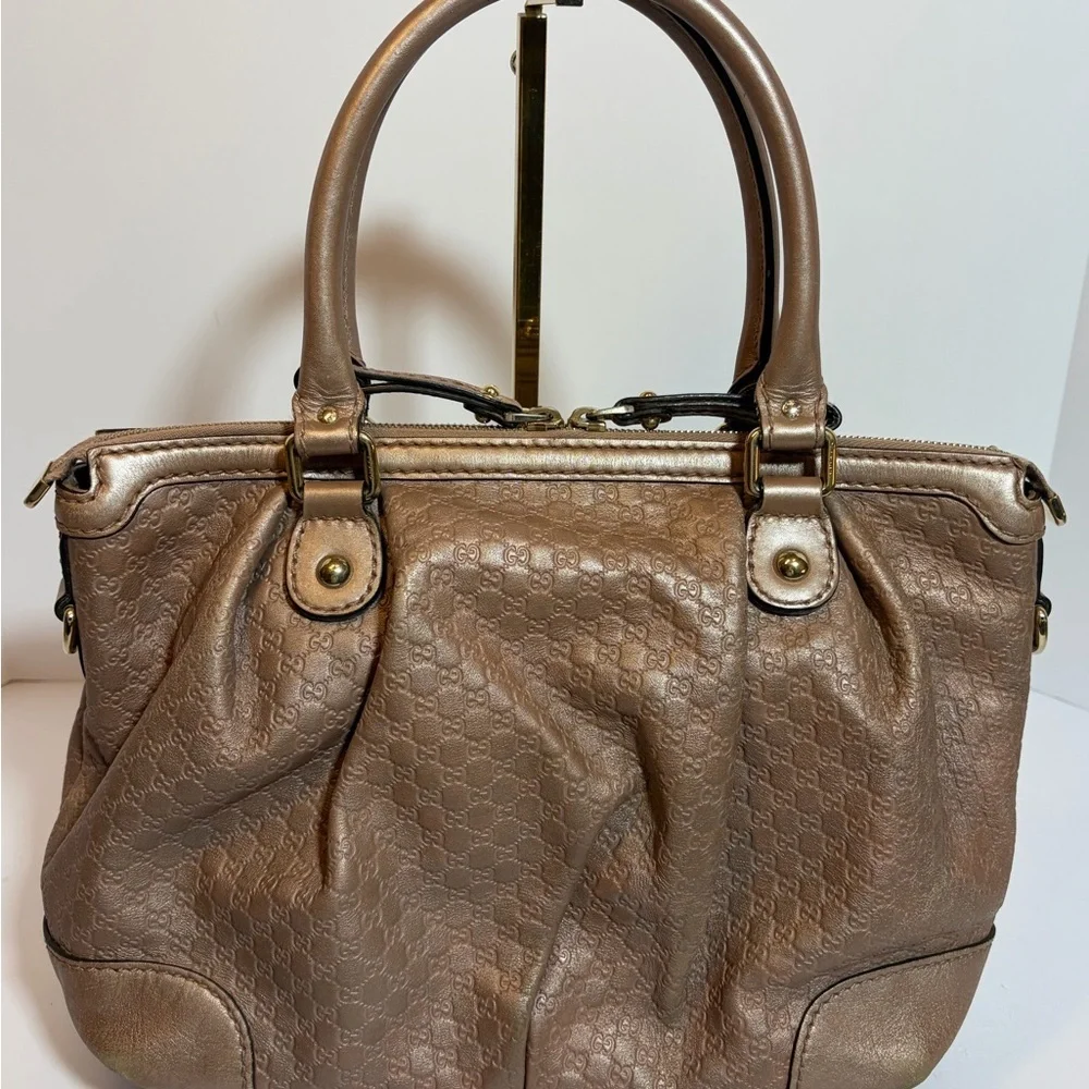 Metallic Blush Guccissima Leather Handbag